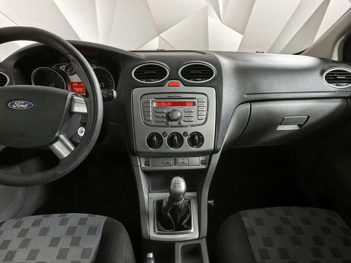Купить Ford Focus с пробегом. Фото: #10