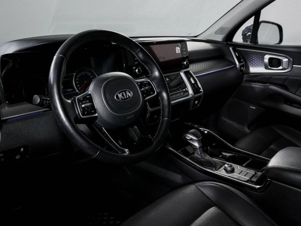 Купить Kia Sorento с пробегом. Фото: #13