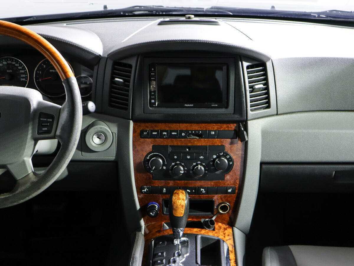 Купить Jeep Grand Cherokee с пробегом. Фото: #12