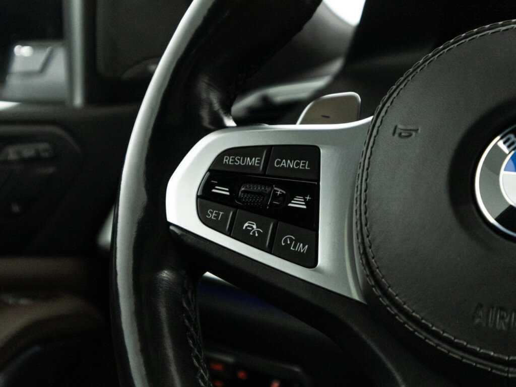 Купить BMW X7 с пробегом. Фото: #30