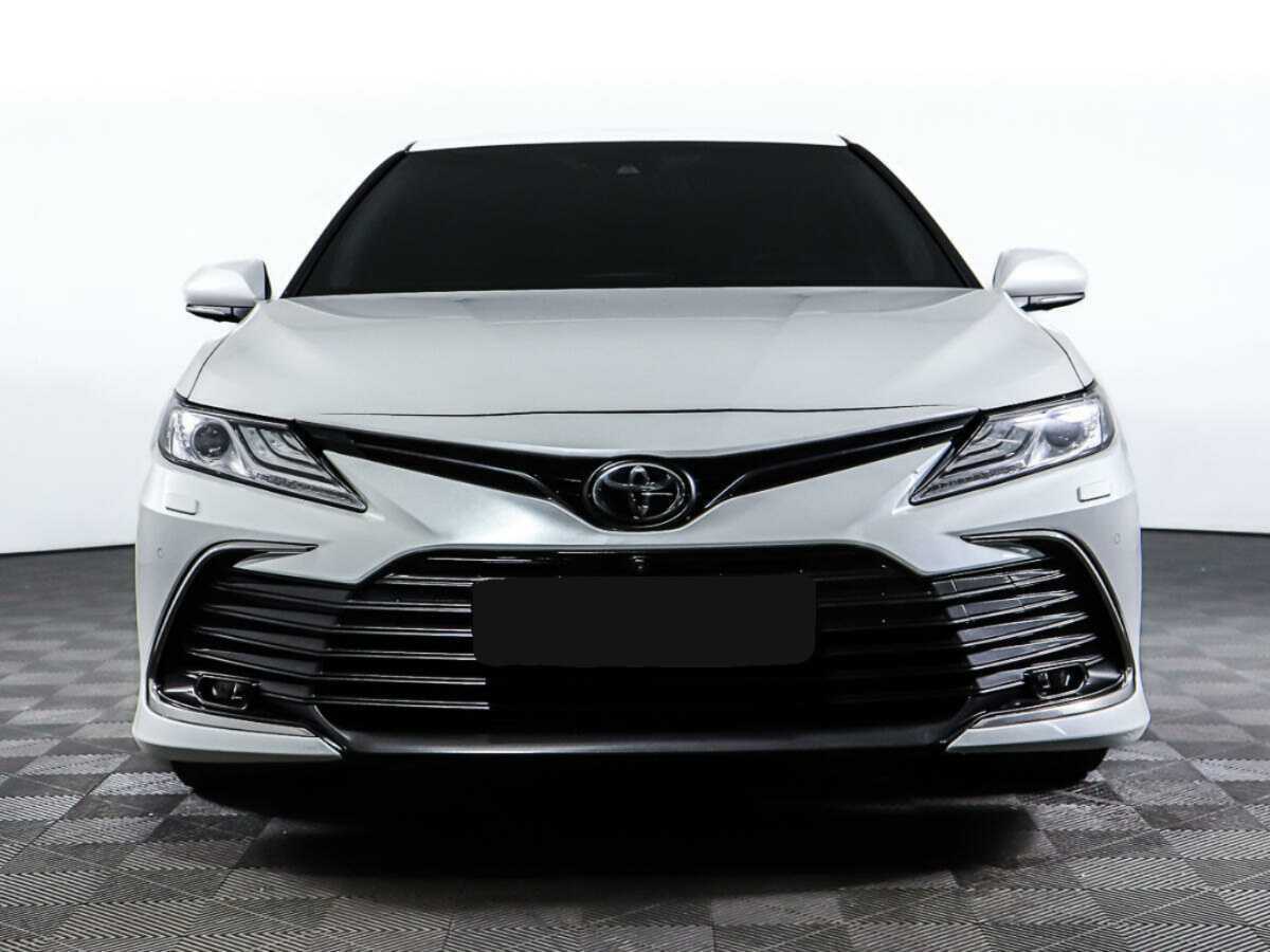 Купить Toyota Camry с пробегом. Фото: #1