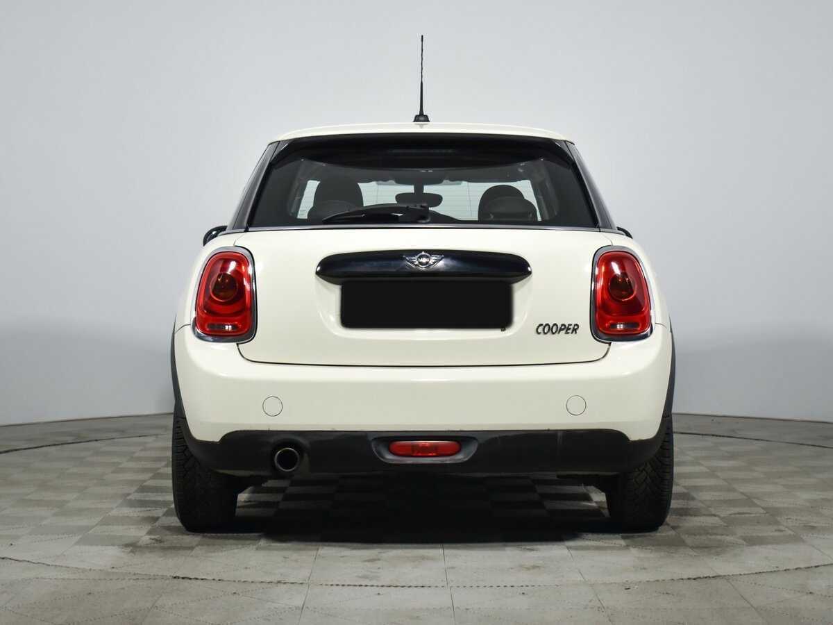Купить Mini Hatch с пробегом. Фото: #5
