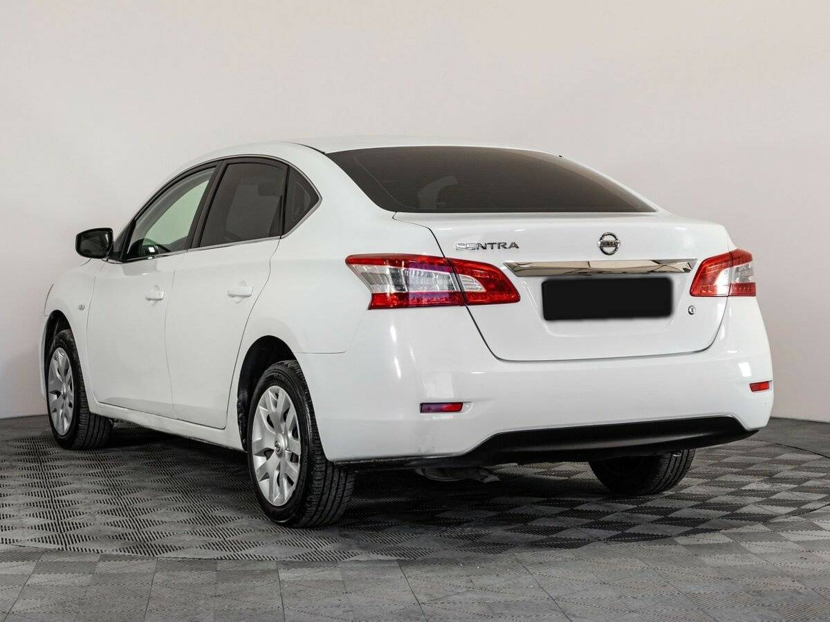 Купить Nissan Sentra с пробегом. Фото: #5