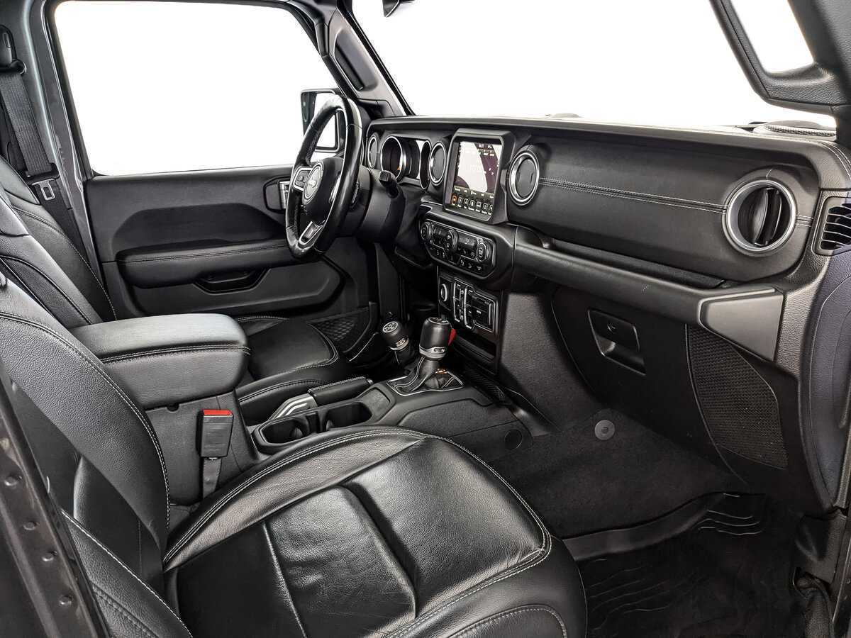 Купить Jeep Wrangler с пробегом. Фото: #8