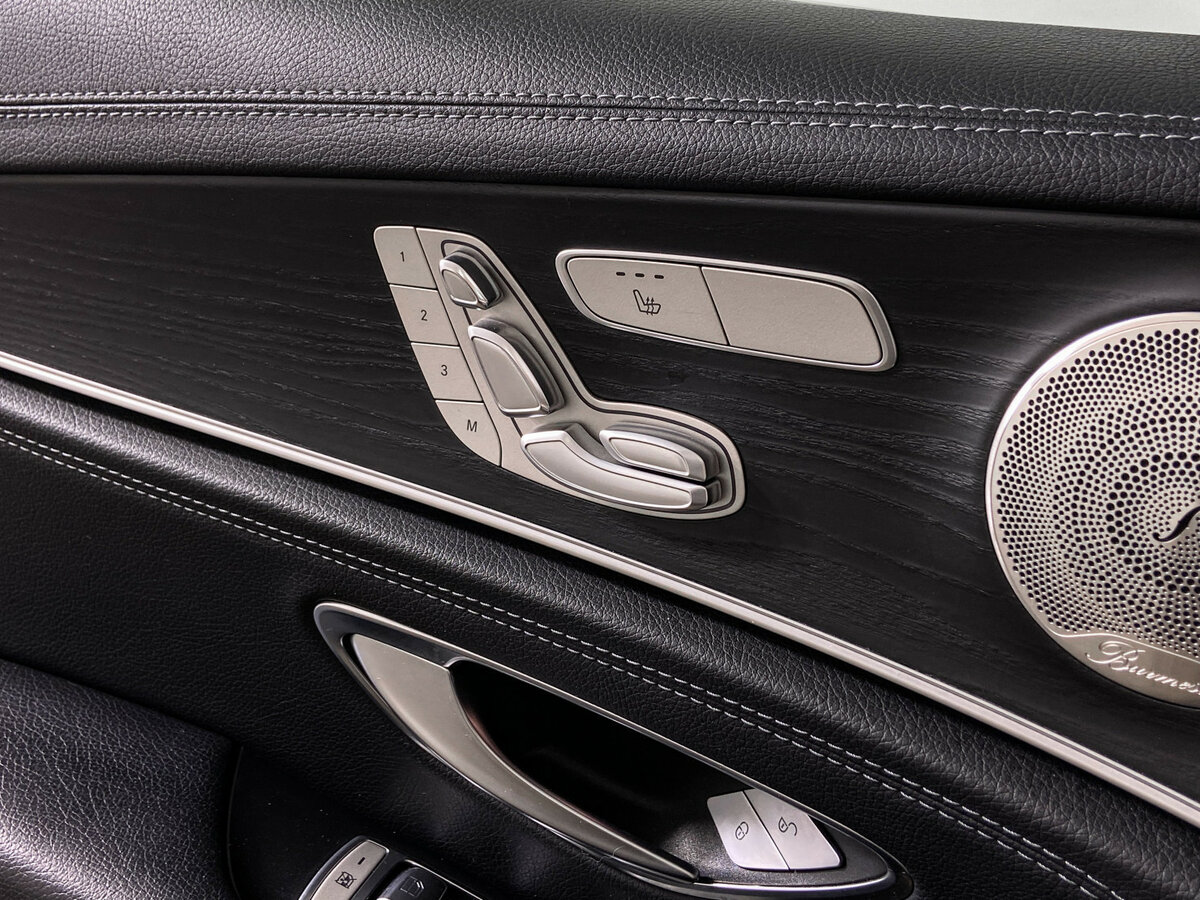 Купить Mercedes-Benz E-Класс с пробегом. Фото: #15