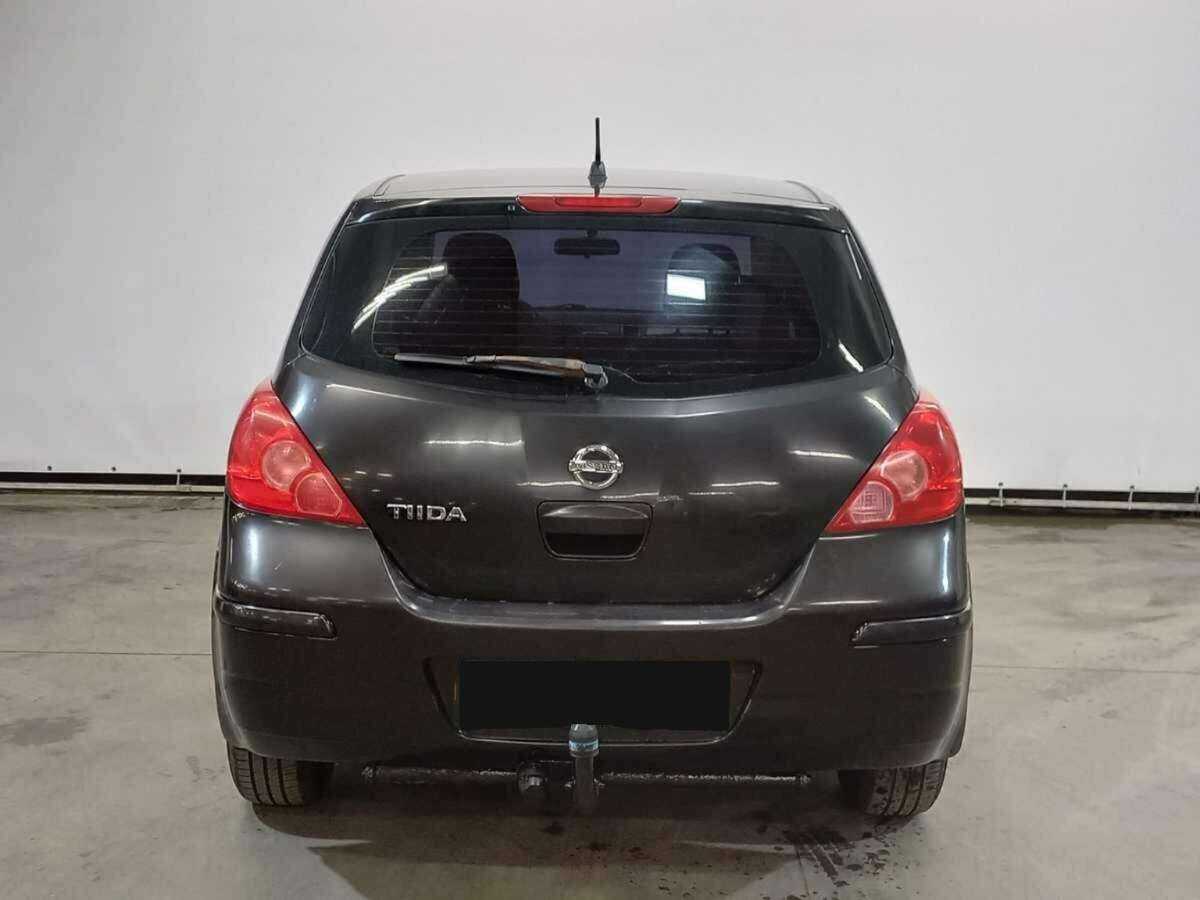 Купить Nissan Tiida с пробегом. Фото: #5