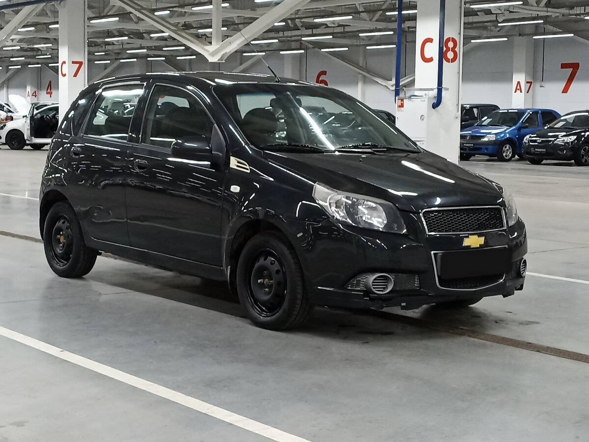Купить Chevrolet Aveo с пробегом. Фото: #2