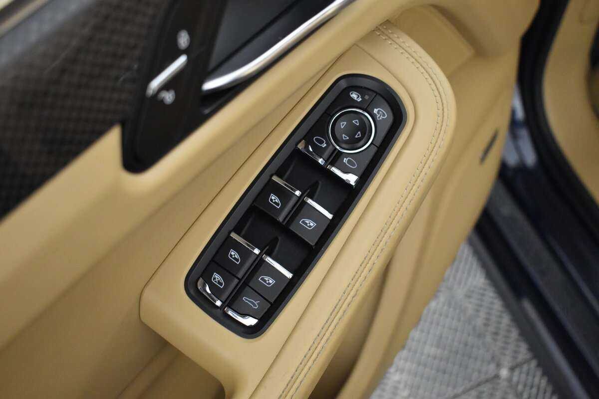Купить Porsche Macan с пробегом. Фото: #14