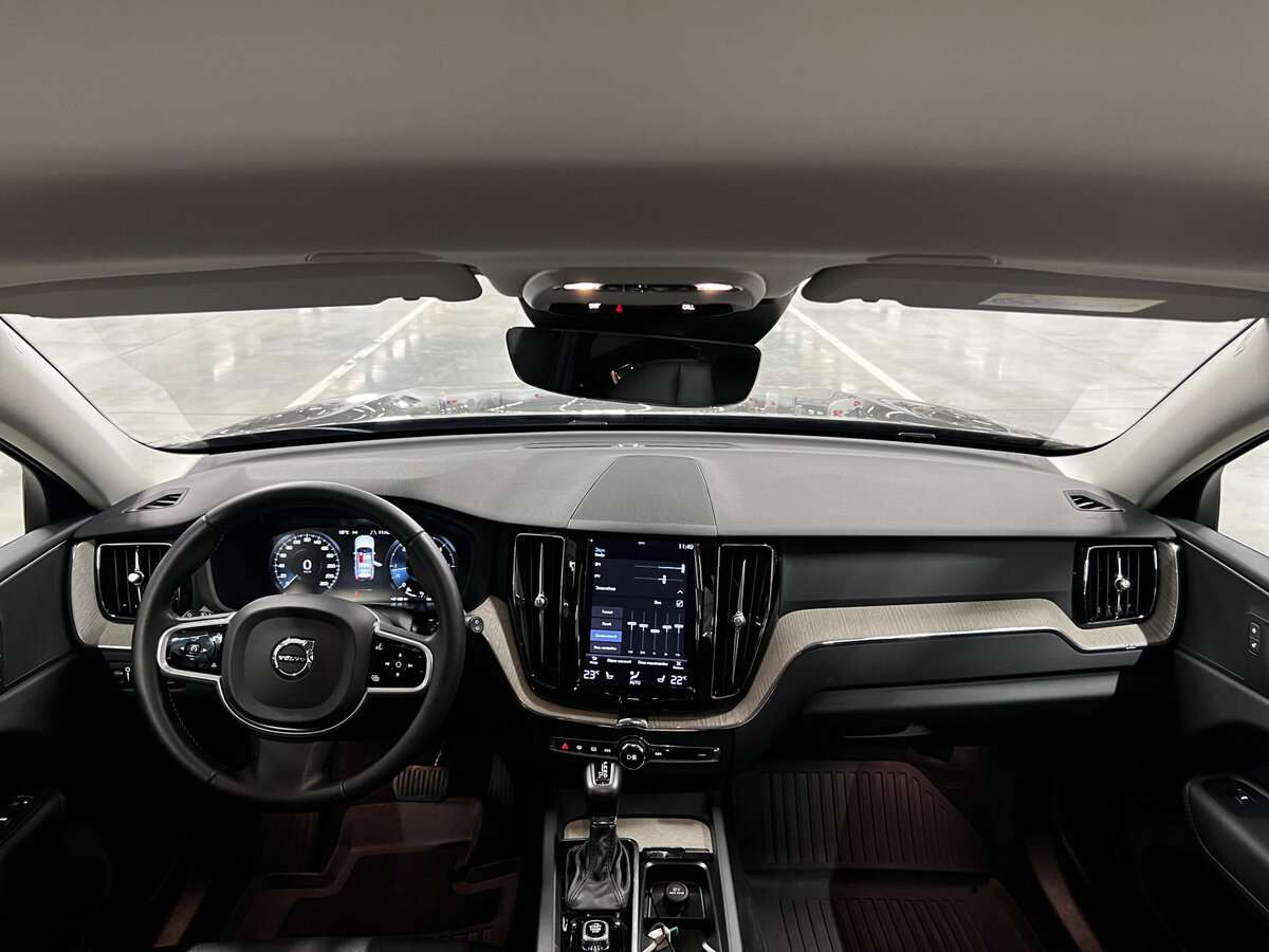 Купить Volvo XC60 с пробегом. Фото: #13