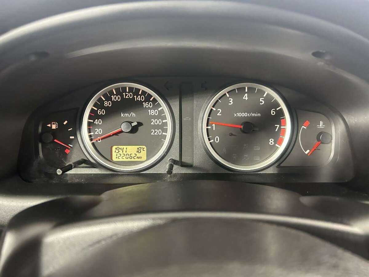 Купить Nissan Almera с пробегом. Фото: #10