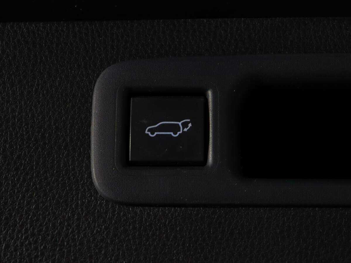 Купить Toyota Highlander с пробегом. Фото: #14