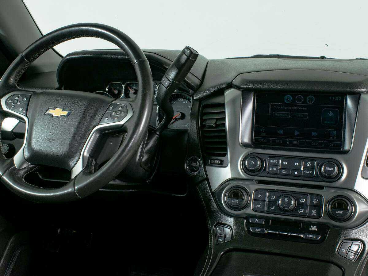 Купить Chevrolet Tahoe с пробегом. Фото: #12