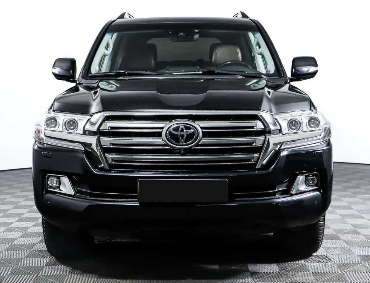 Купить Toyota Land Cruiser с пробегом. Фото: #1