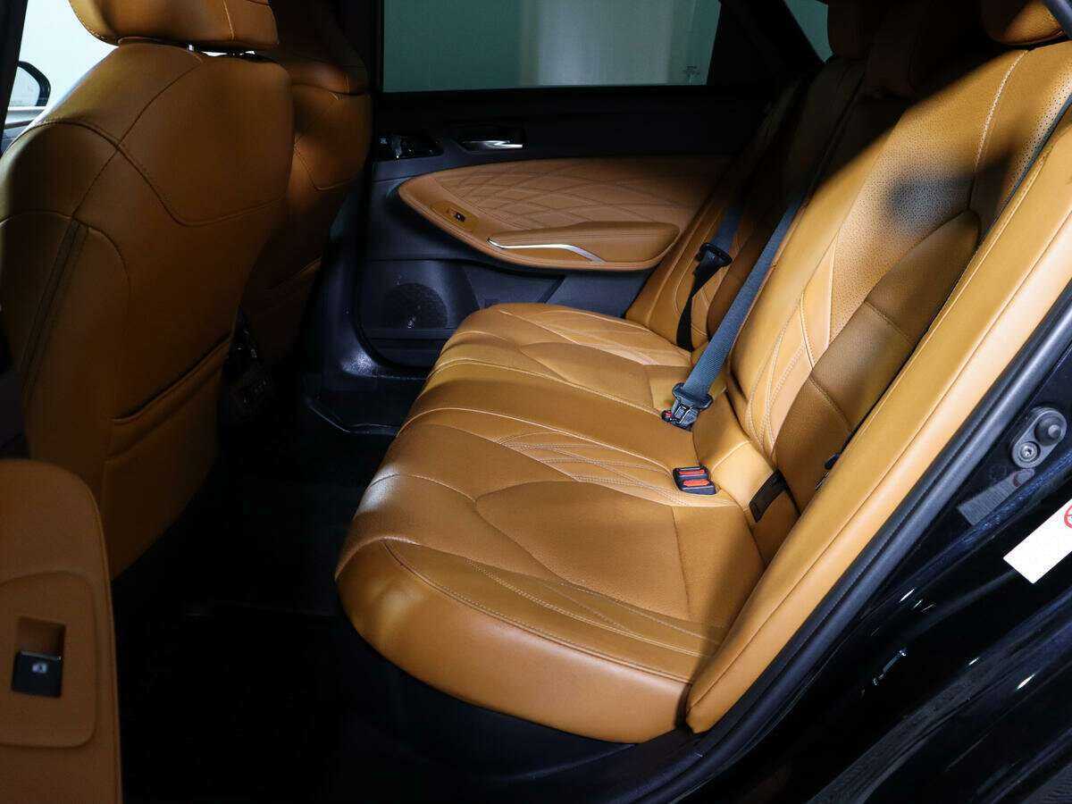 Купить Toyota Avalon с пробегом. Фото: #9