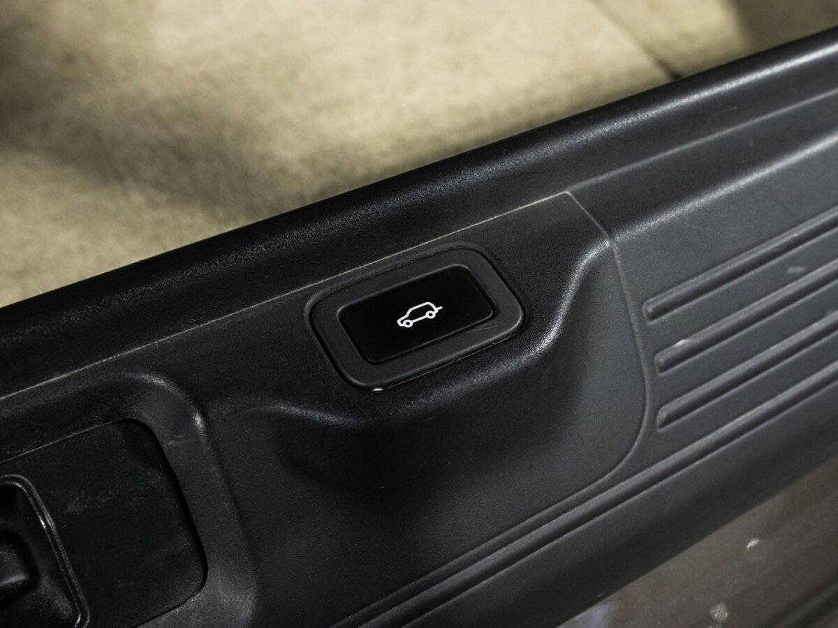 Купить Land Rover Range Rover с пробегом. Фото: #15