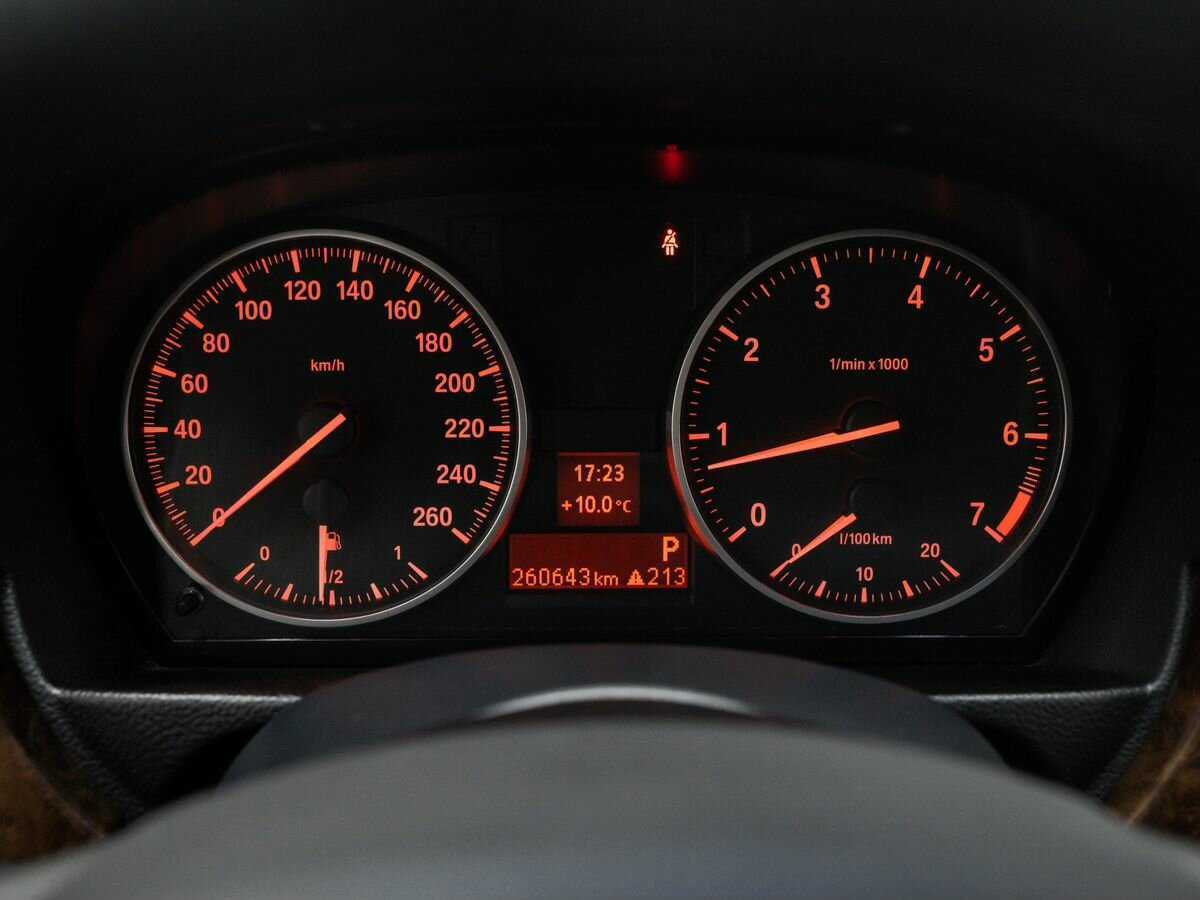 Купить BMW 3 серии с пробегом. Фото: #19