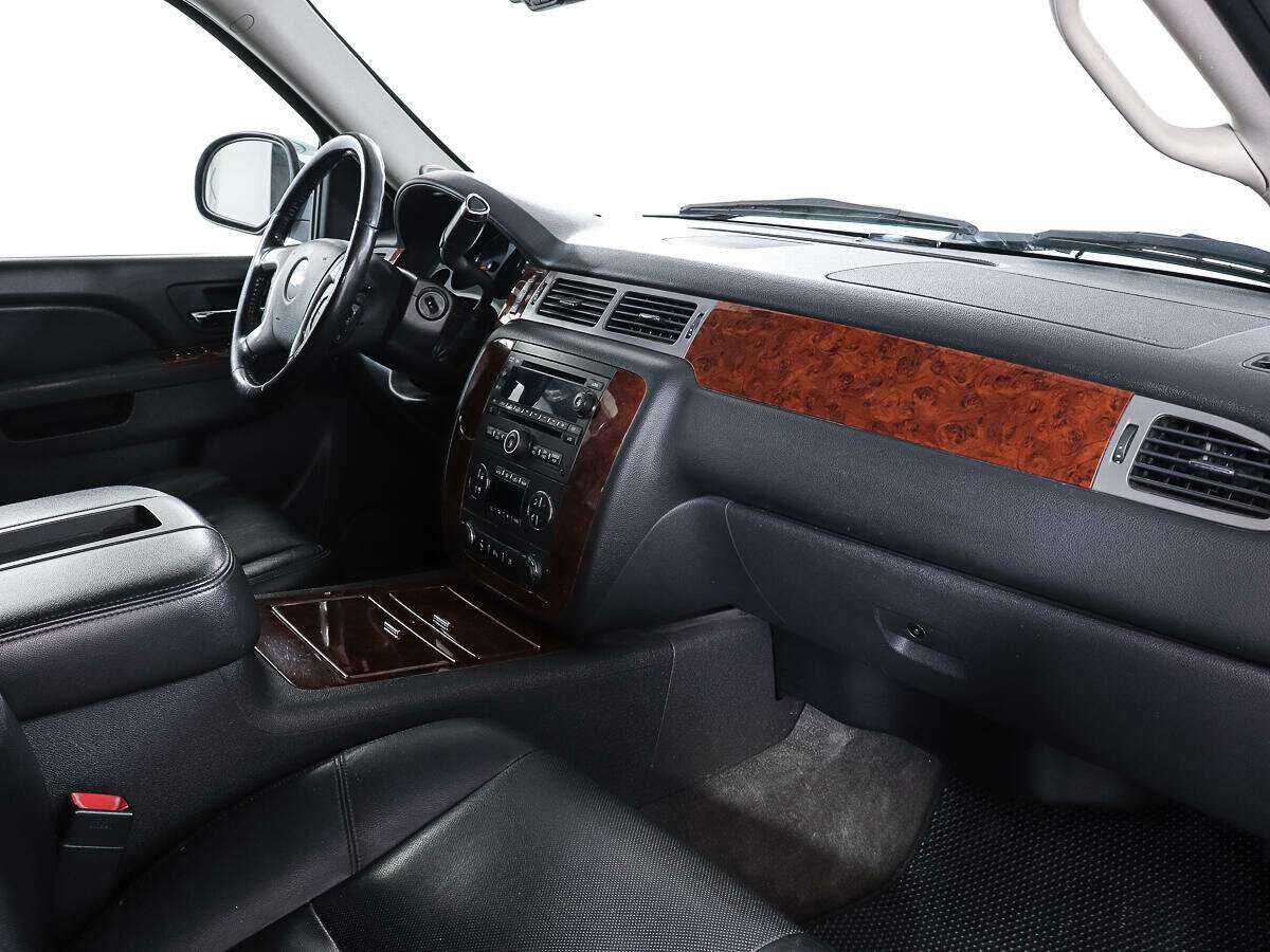 Купить Chevrolet Tahoe с пробегом. Фото: #7