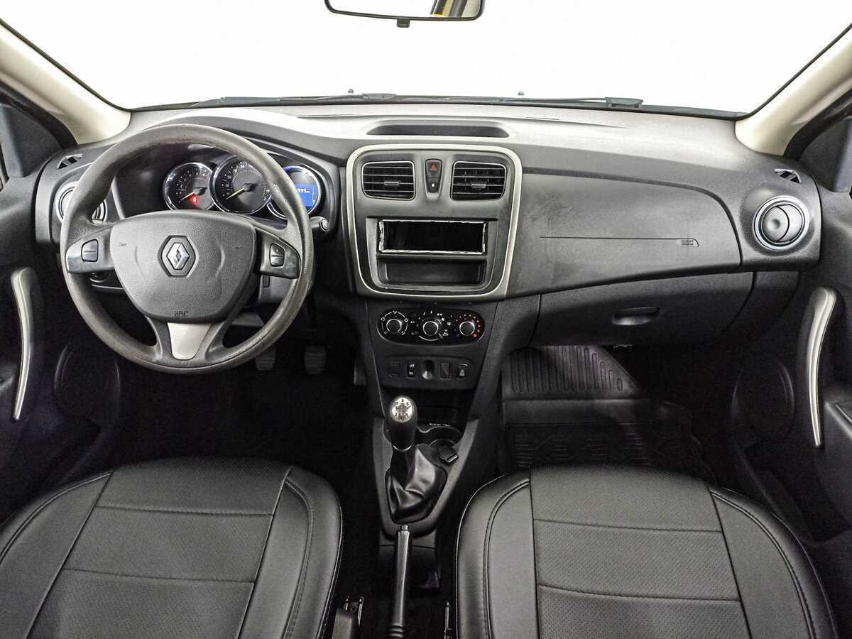 Купить Renault Sandero с пробегом. Фото: #11