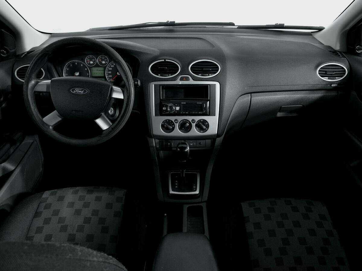 Купить Ford Focus с пробегом. Фото: #11
