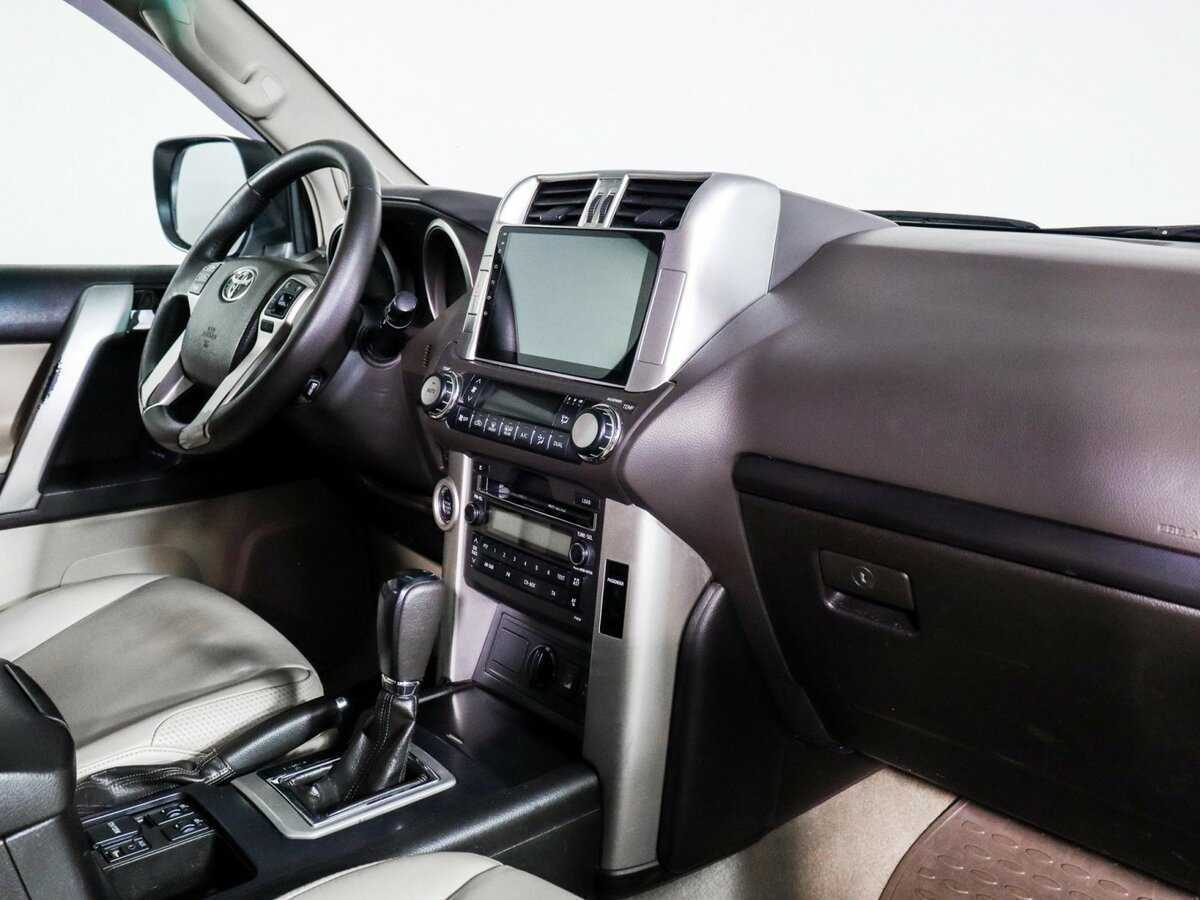 Купить Toyota Land Cruiser Prado с пробегом. Фото: #5