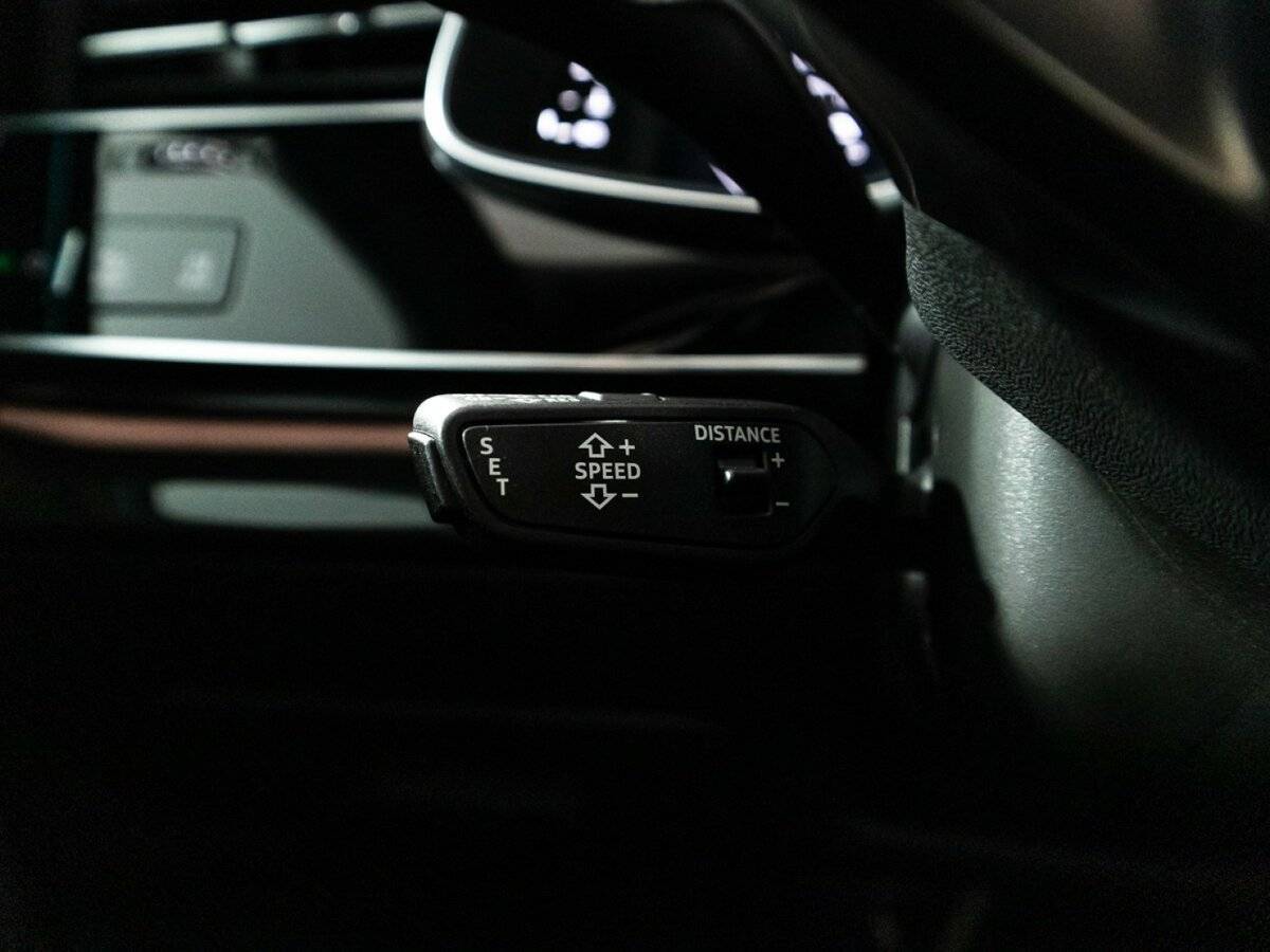 Купить Audi Q7 с пробегом. Фото: #23