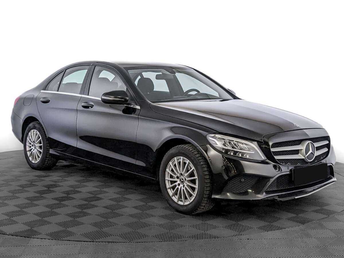 Купить Mercedes-Benz C-Класс с пробегом. Фото: #2