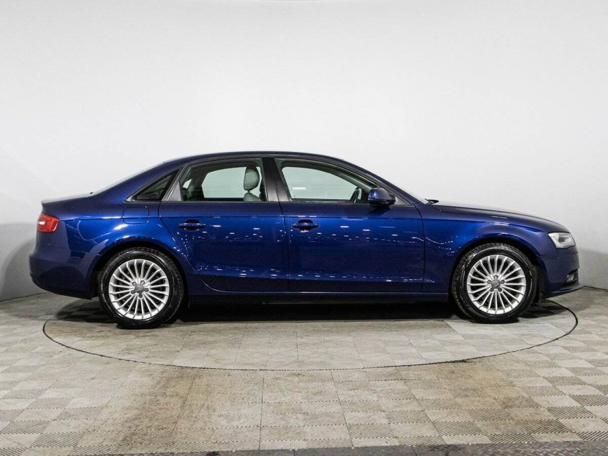 Купить Audi A4 с пробегом. Фото: #3