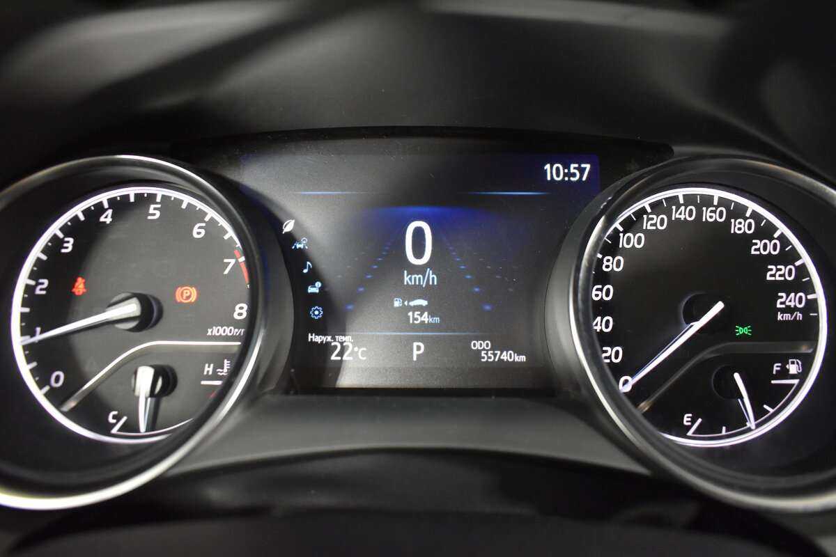 Купить Toyota Camry с пробегом. Фото: #17