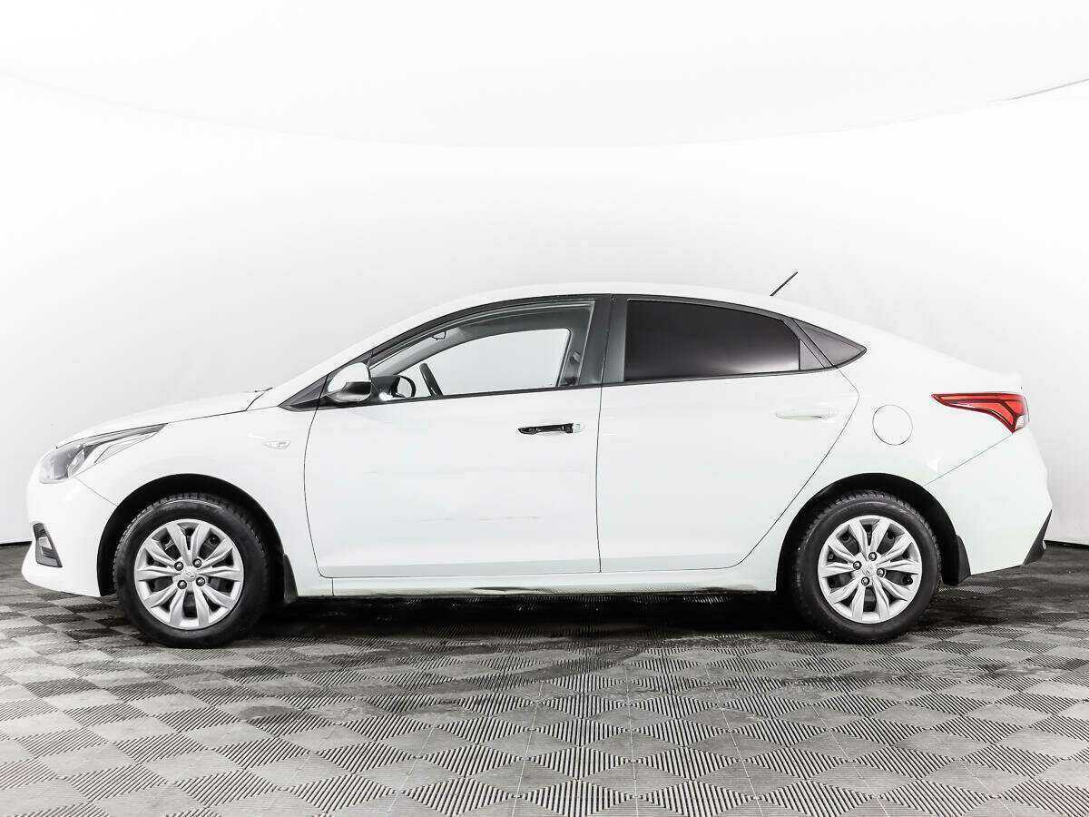 Купить Hyundai Solaris с пробегом. Фото: #7