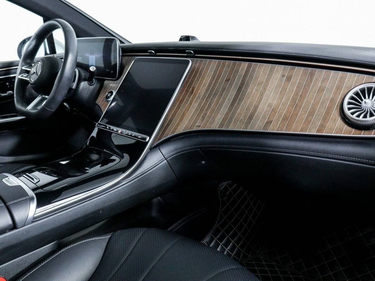 Купить Mercedes-Benz EQE с пробегом. Фото: #8
