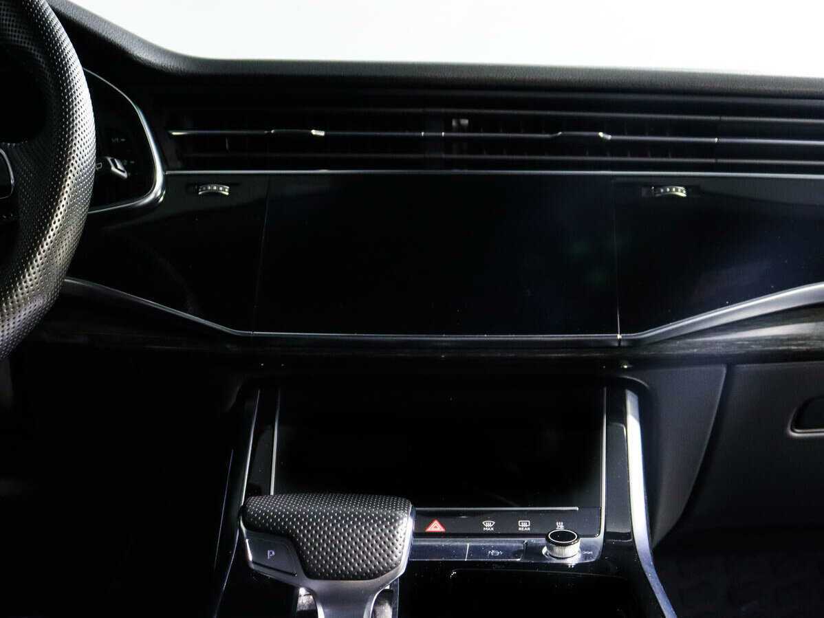 Купить Audi Q8 с пробегом. Фото: #10