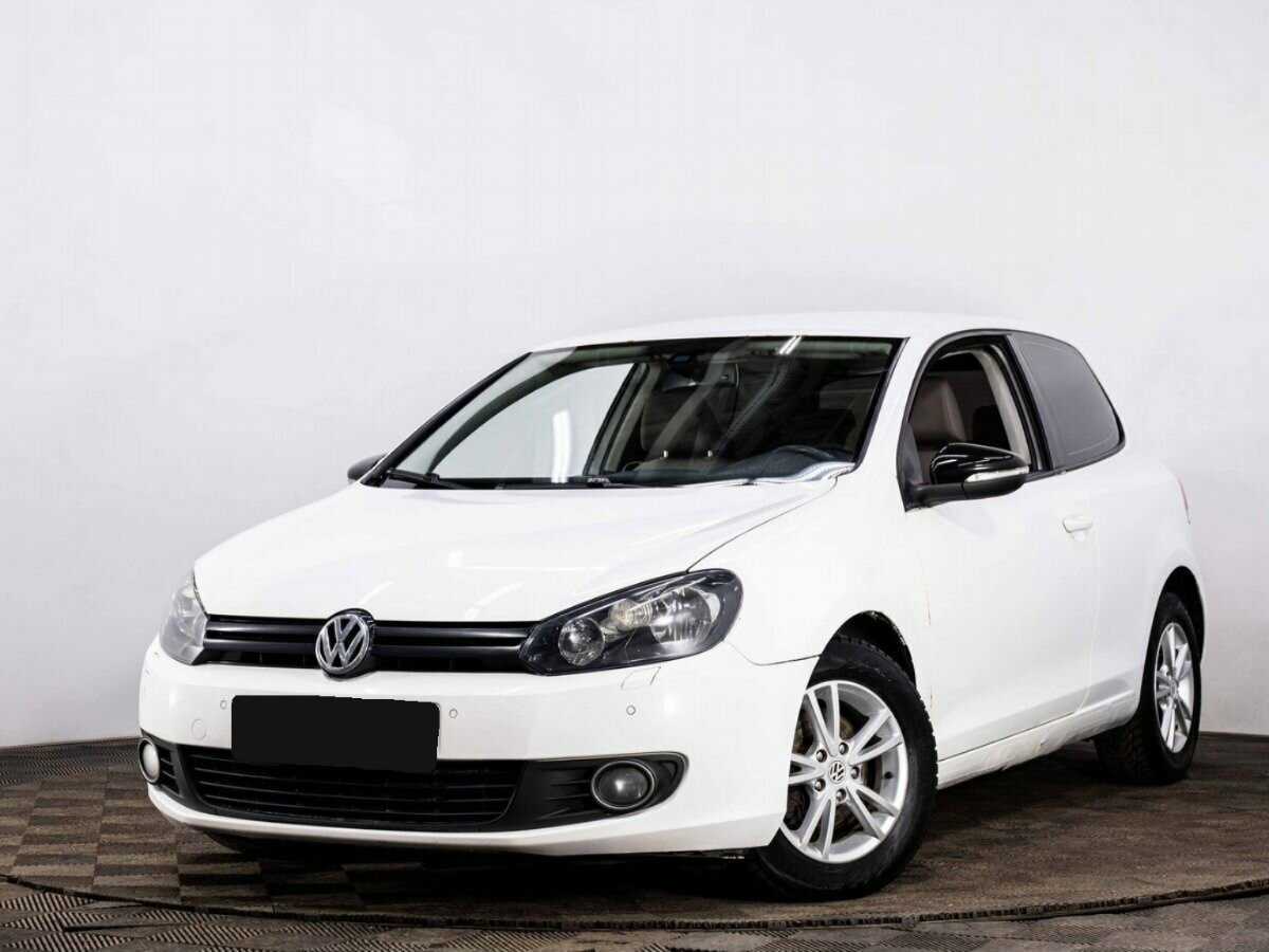 Купить Volkswagen Golf с пробегом. Посмотреть фото