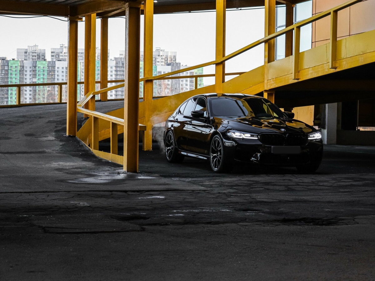 Купить BMW M5 с пробегом. Фото: #17