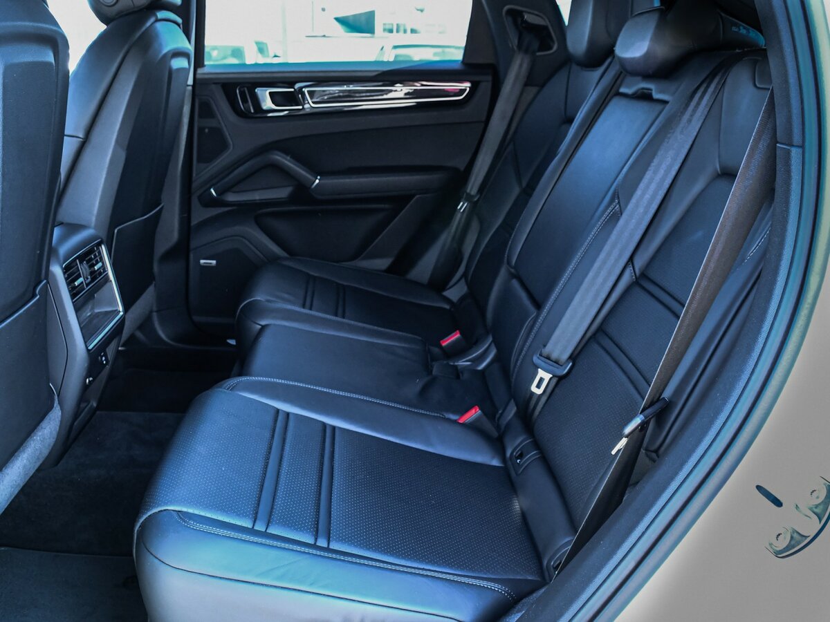 Купить Porsche Cayenne с пробегом. Фото: #14