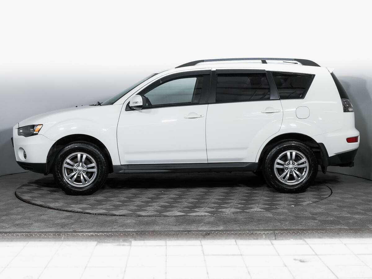 Купить Mitsubishi Outlander с пробегом. Фото: #7