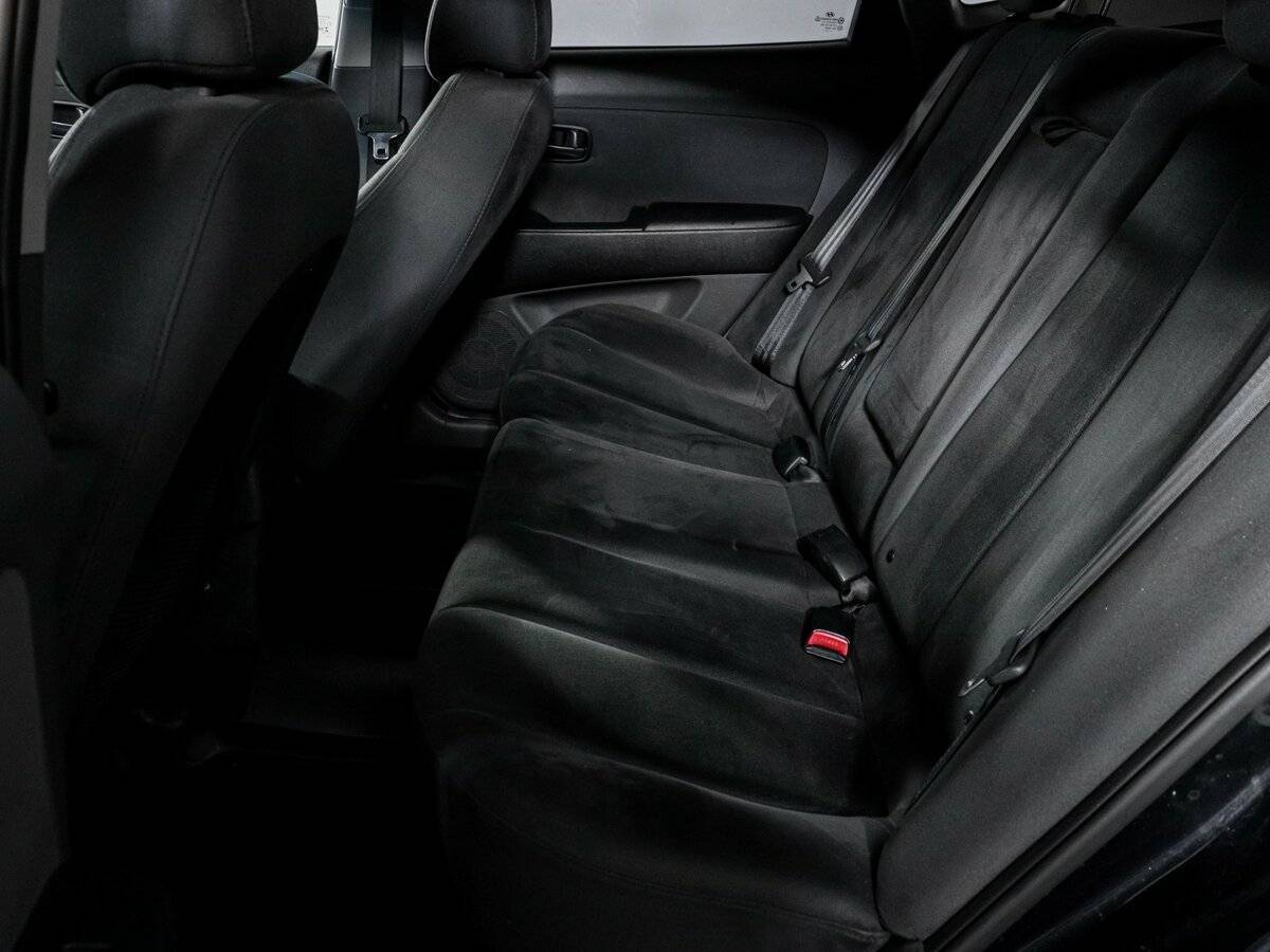 Купить Hyundai Elantra с пробегом. Фото: #9