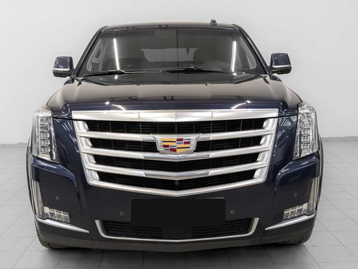 Купить Cadillac Escalade с пробегом. Фото: #1
