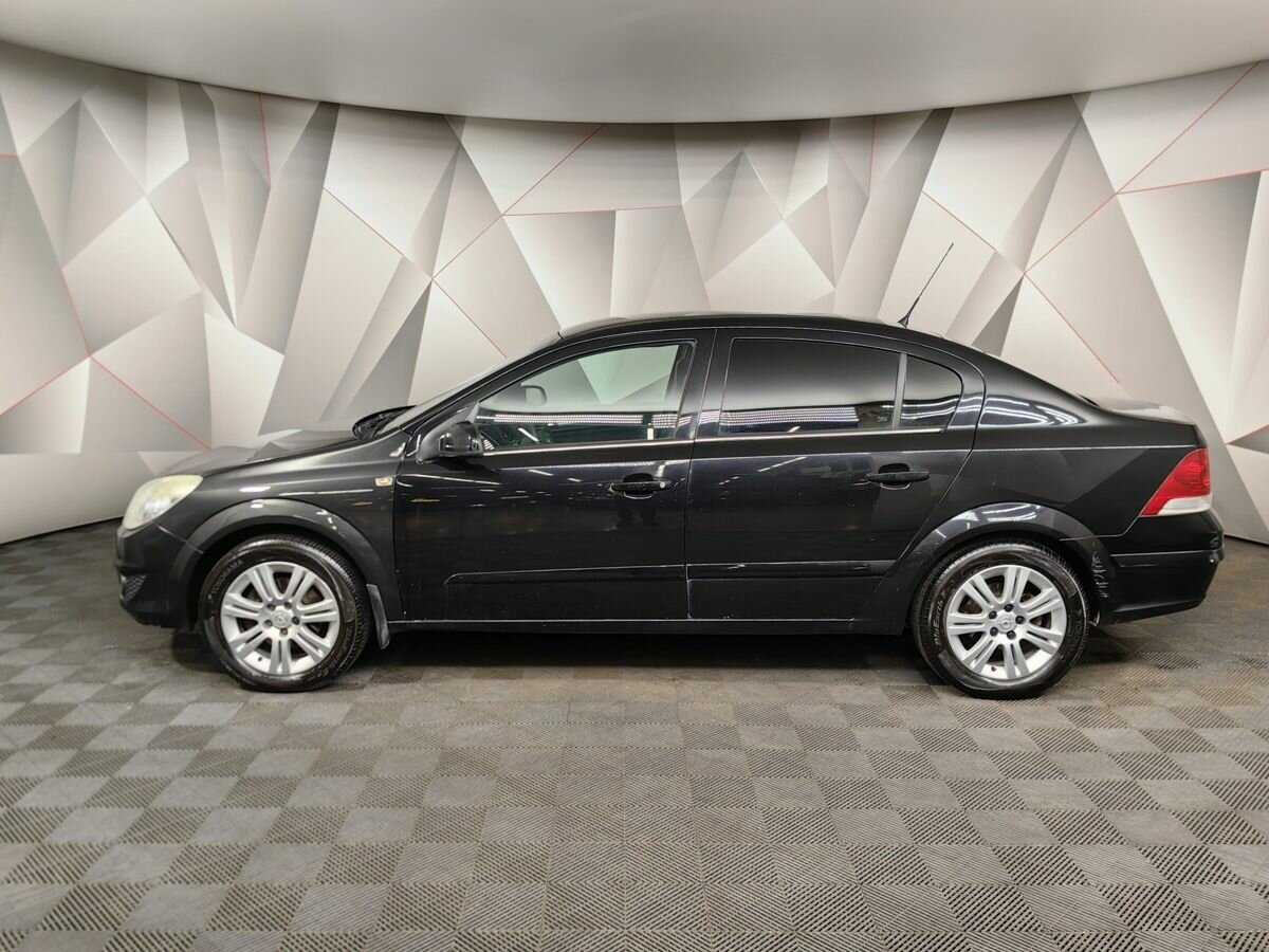 Купить Opel Astra с пробегом. Фото: #4