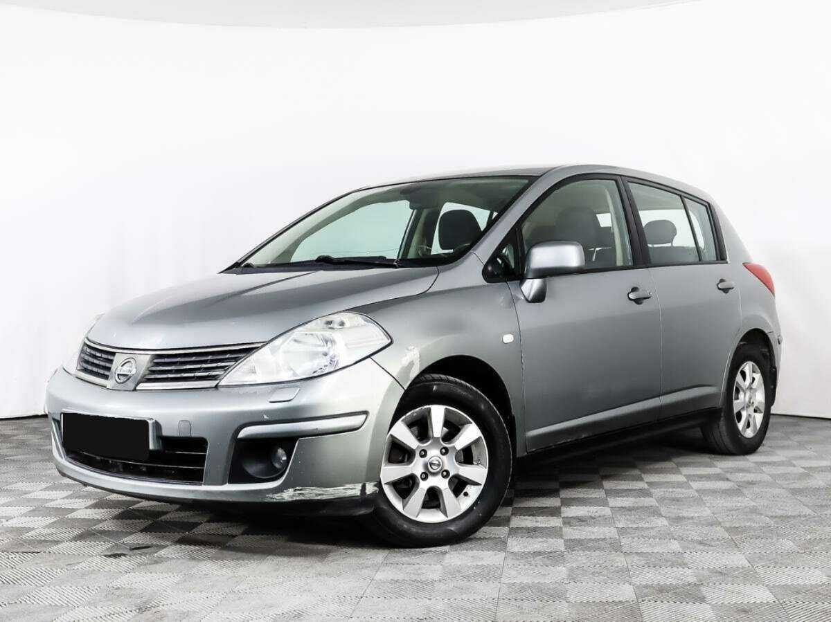 Купить Nissan Tiida с пробегом. Посмотреть фото