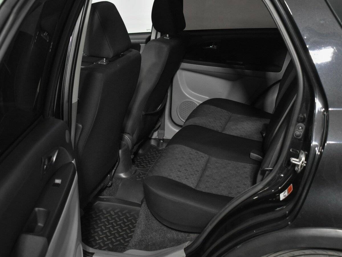 Купить Suzuki SX4 с пробегом. Фото: #10