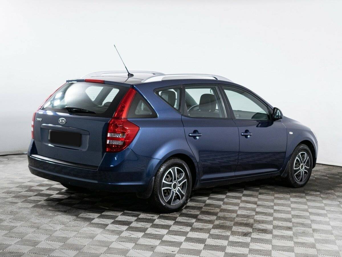 Купить Kia Ceed с пробегом. Фото: #4
