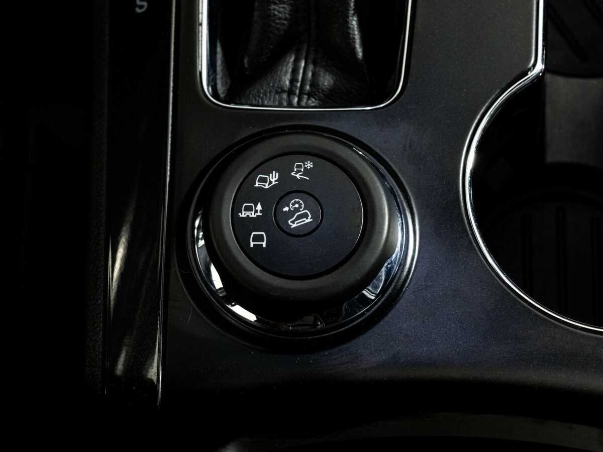 Купить Ford Explorer с пробегом. Фото: #9
