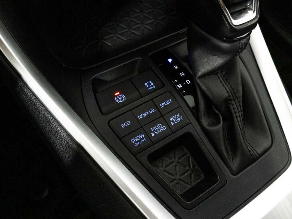 Купить Toyota RAV4 с пробегом. Фото: #17