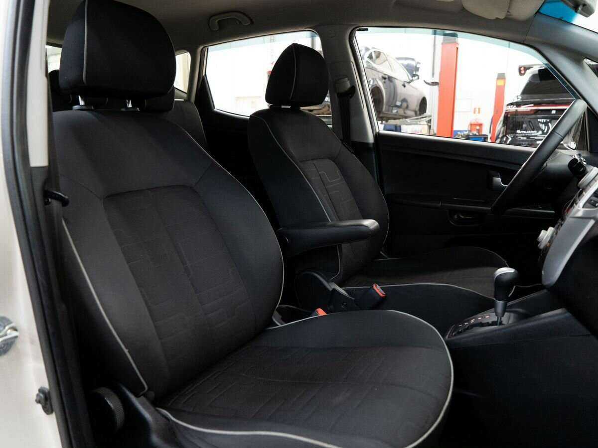 Купить Kia Venga с пробегом. Фото: #11