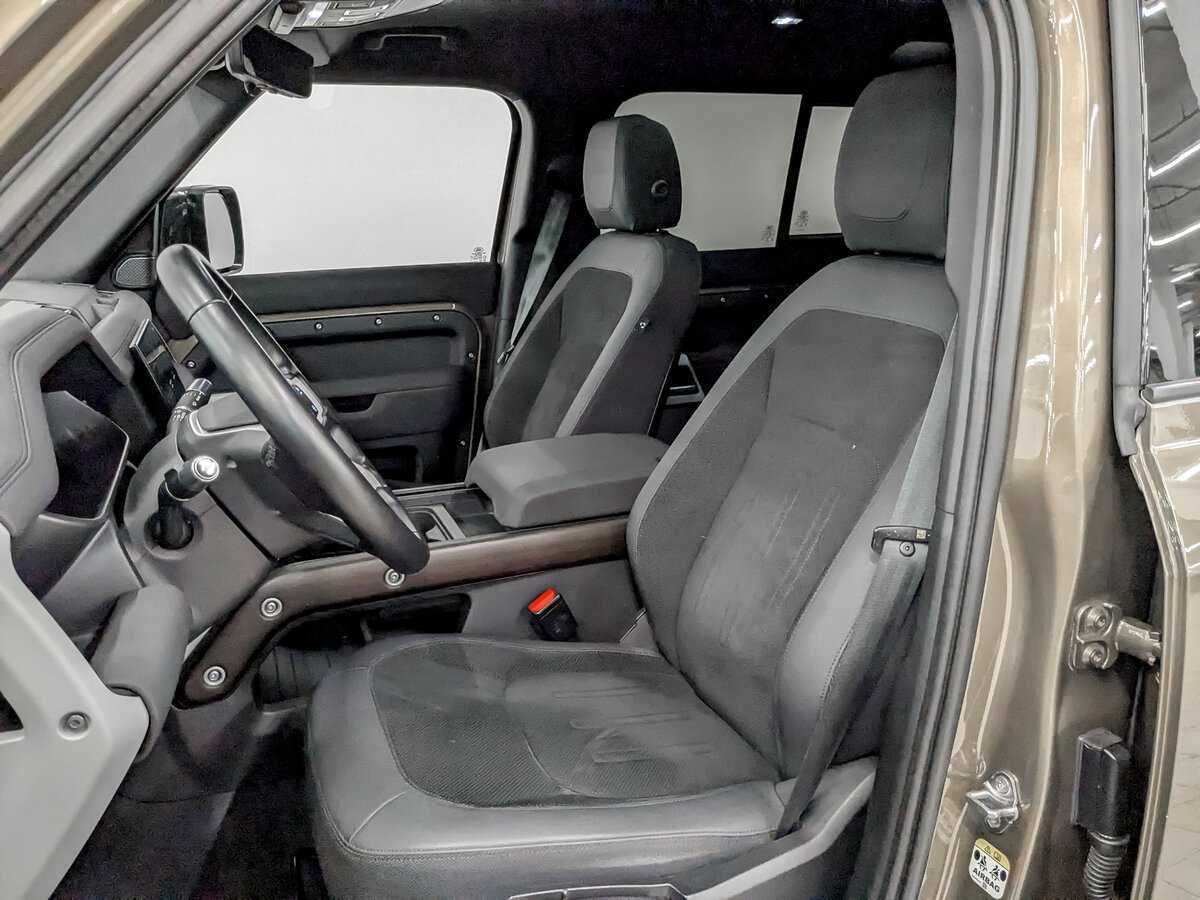 Купить Land Rover Defender с пробегом. Фото: #17