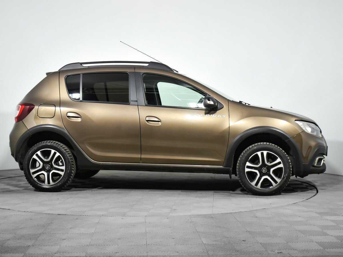 Купить Renault Sandero с пробегом. Фото: #3