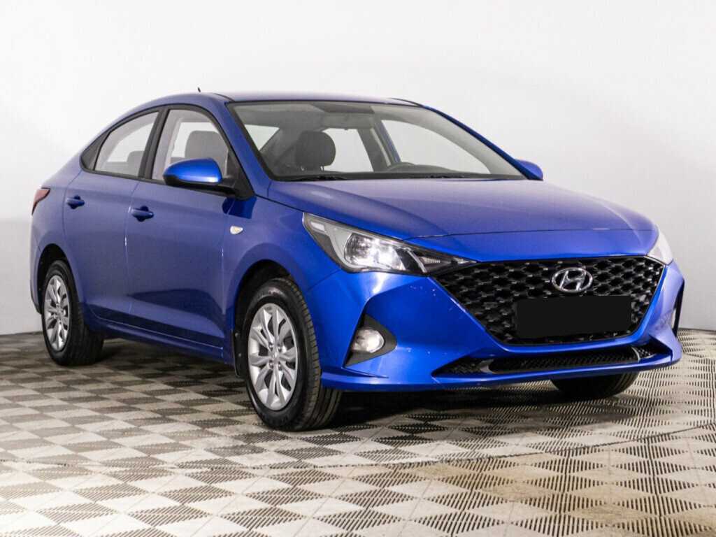 Купить Hyundai Solaris с пробегом. Фото: #2