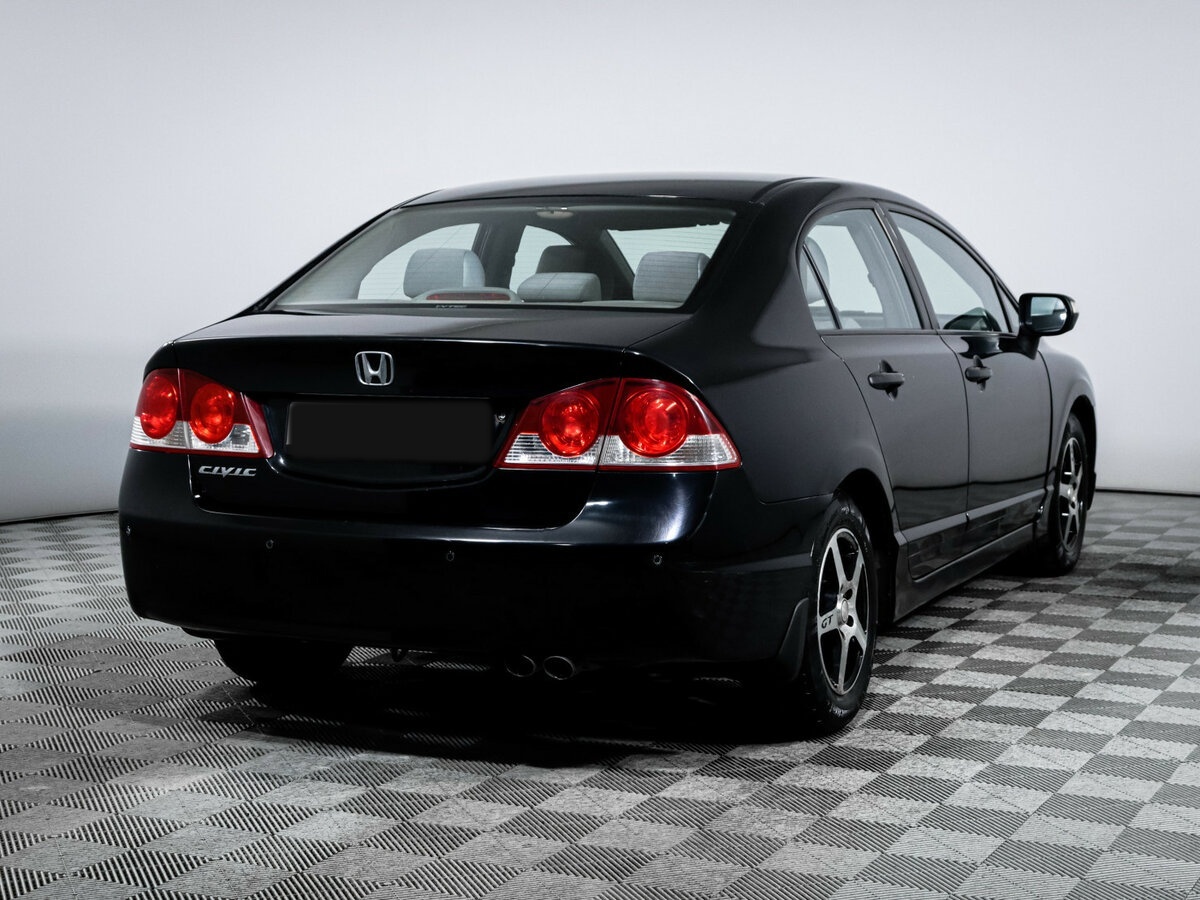 Купить Honda Civic с пробегом. Фото: #4