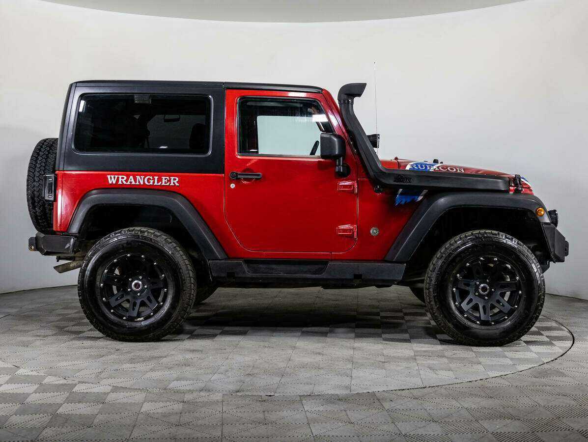 Купить Jeep Wrangler с пробегом. Фото: #3