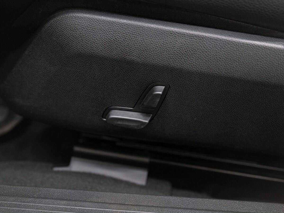 Купить Mercedes-Benz E-Класс с пробегом. Фото: #11